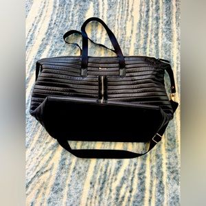 Stella and Dot Weekender “crush it” quilted black bag. Excellent condition!
